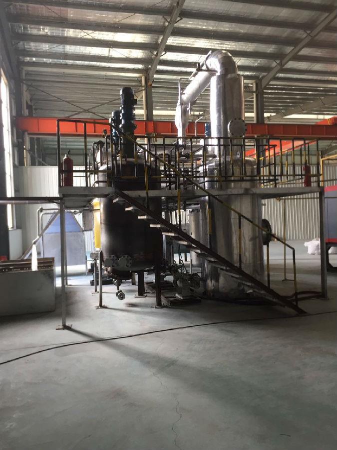 杭州废油过滤企业短程分子蒸馏设备现场使用图